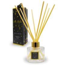 Load image into Gallery viewer, Celtic Candles Christmas Gold Diffuser 100ml