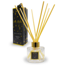 Load image into Gallery viewer, Celtic Candles Christmas Gold Diffuser 100ml
